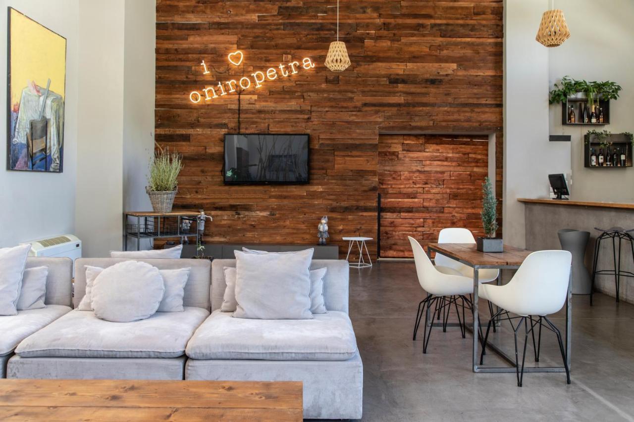 Oniropetra Boutique Hotel كاربينيسي المظهر الخارجي الصورة