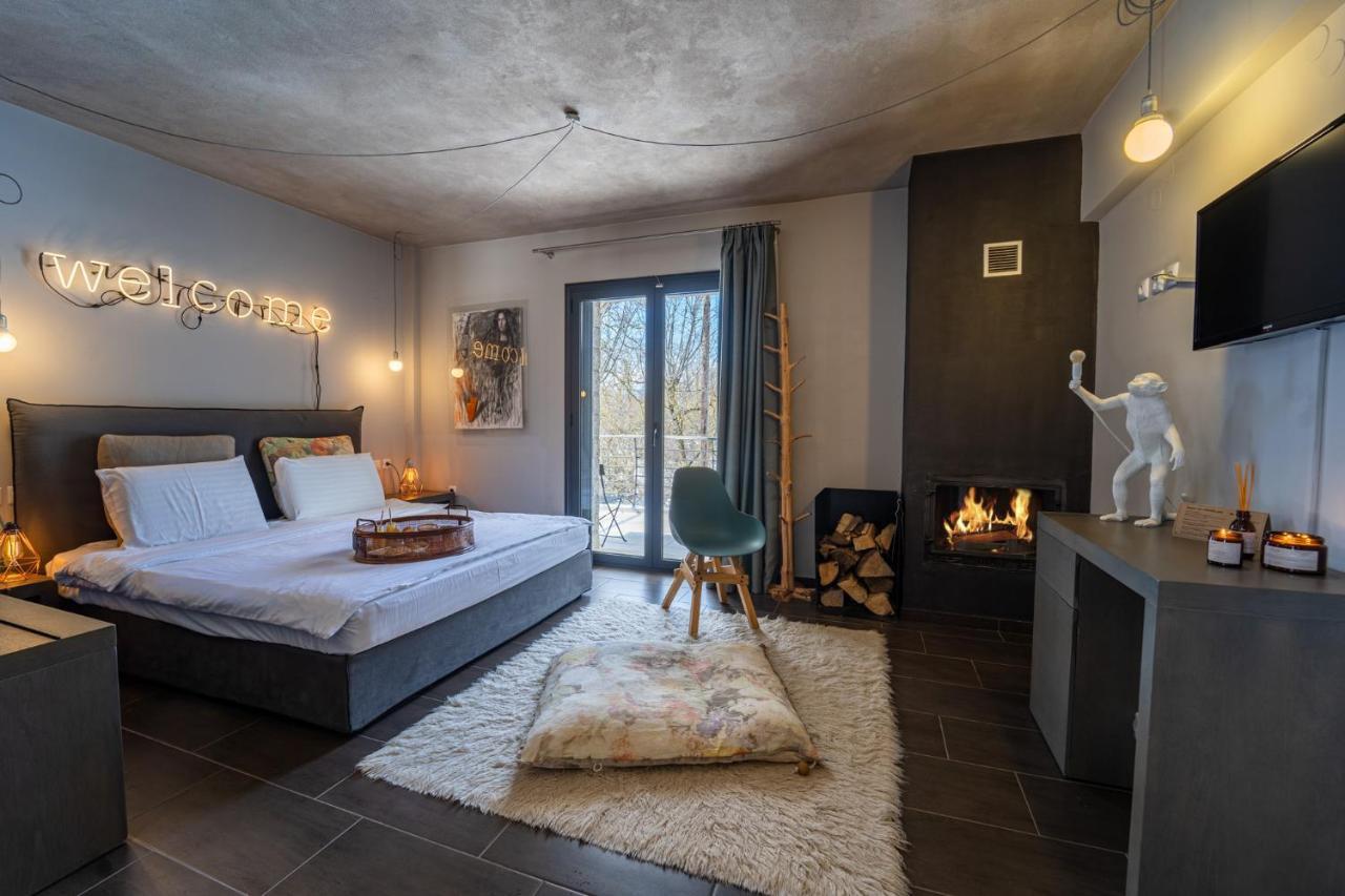 Oniropetra Boutique Hotel كاربينيسي المظهر الخارجي الصورة